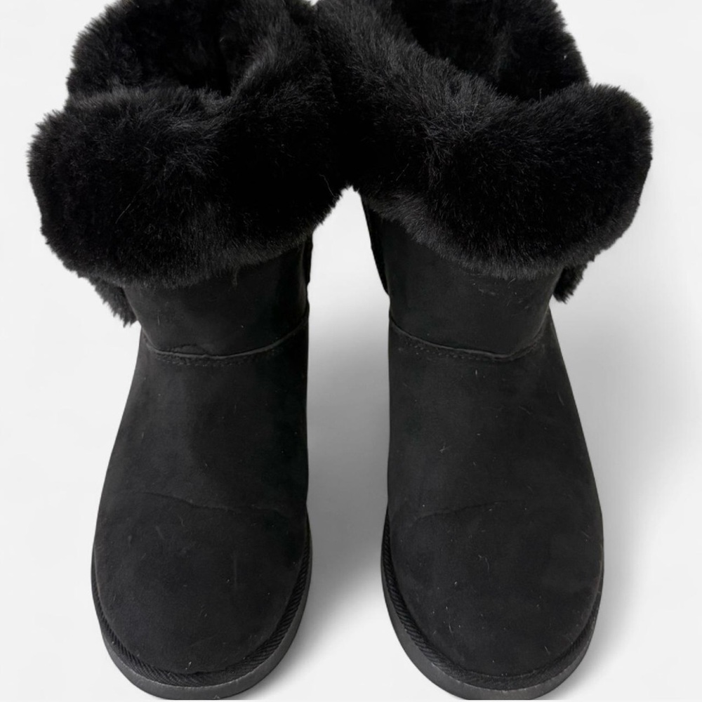 Juicy Couture Black Winter Boots Sleek Design